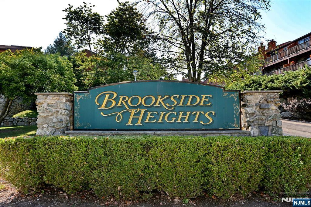 3 Brookside Heights 3i - Photo 1