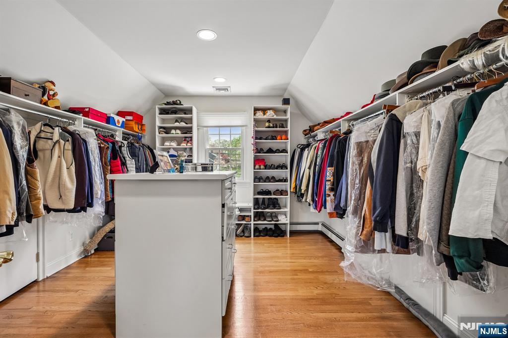 372 Lakeview Drive — photo 32