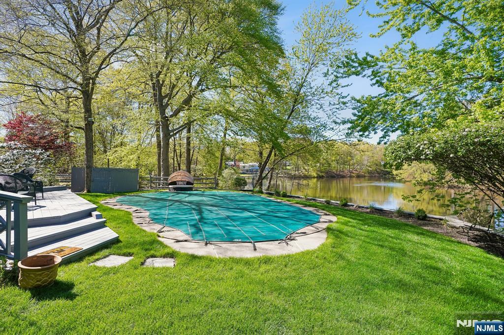 372 Lakeview Drive — photo 41