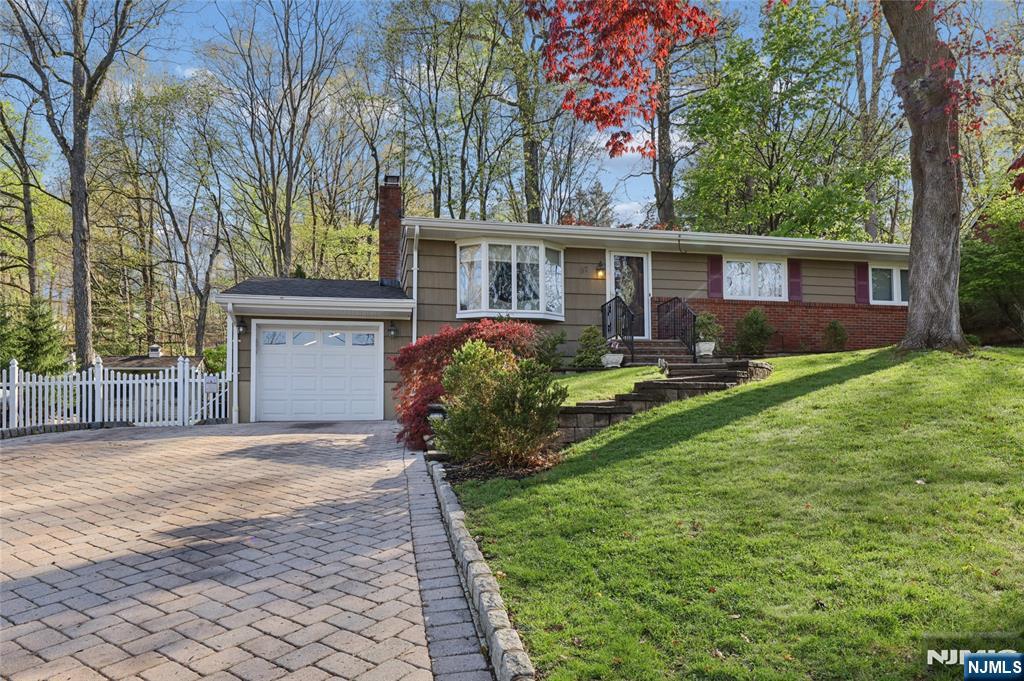 659 River Road, Teaneck, NJ, 07666