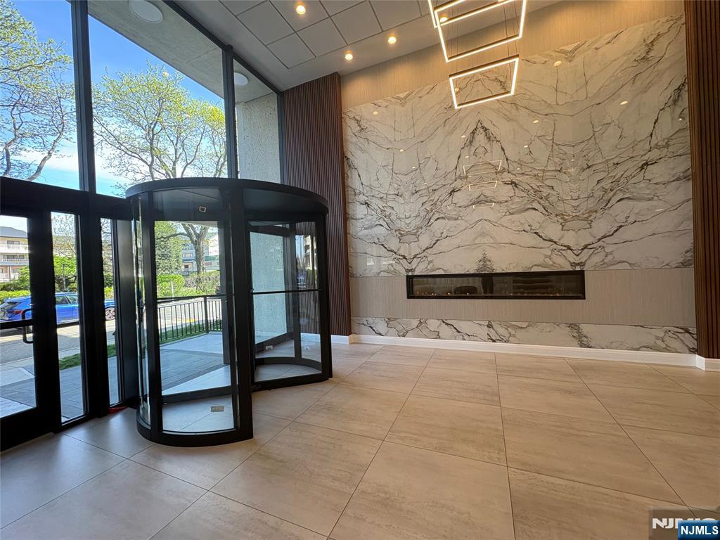 1203 River Road 14M - Photo 4