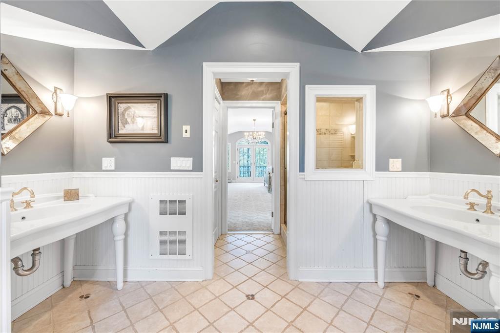 8 White Pine Road — photo 31