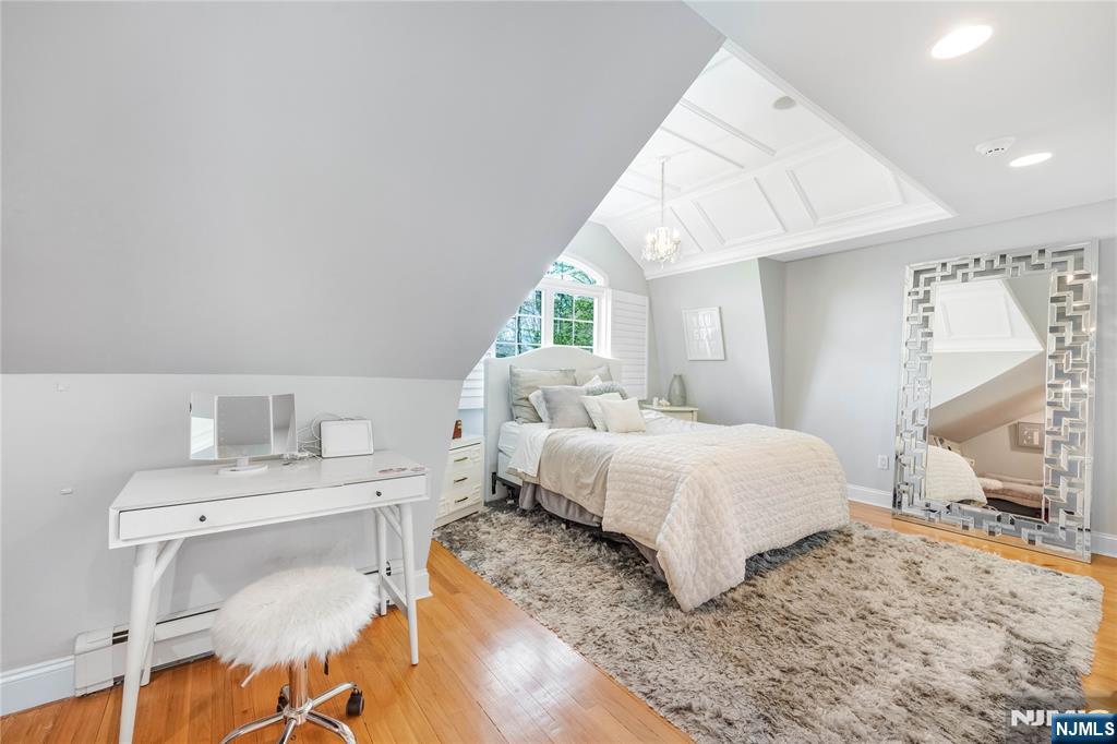 8 White Pine Road — photo 34