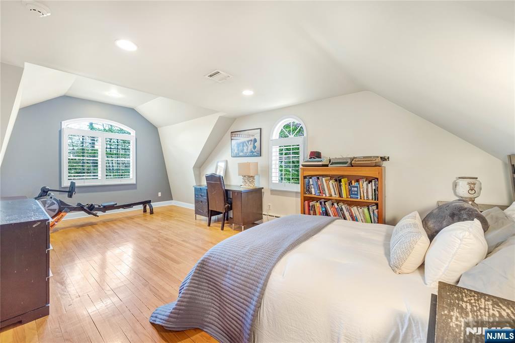 8 White Pine Road — photo 36