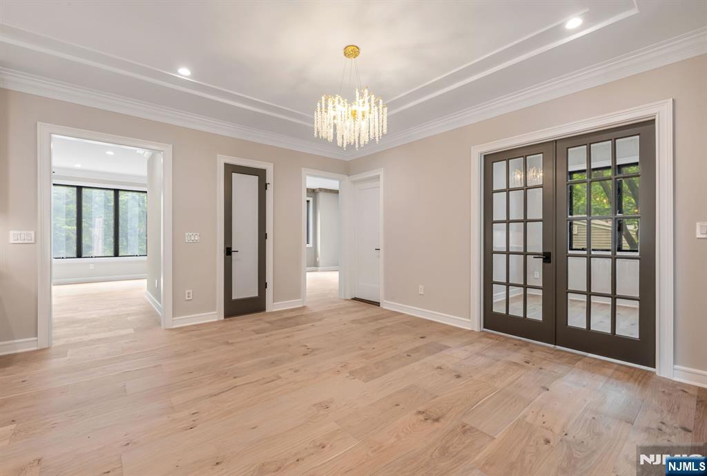 455 Sunset Avenue — photo 18