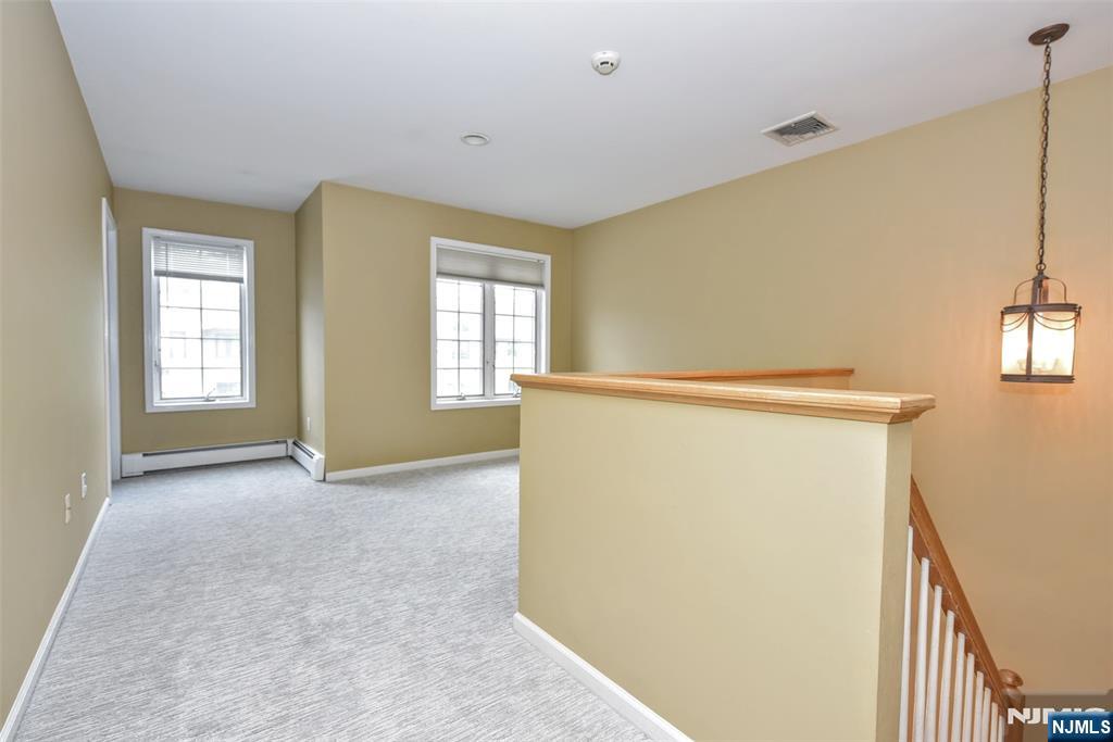 15 Sherbrooke, Saddle River, NJ 07458 Listing Photo  19