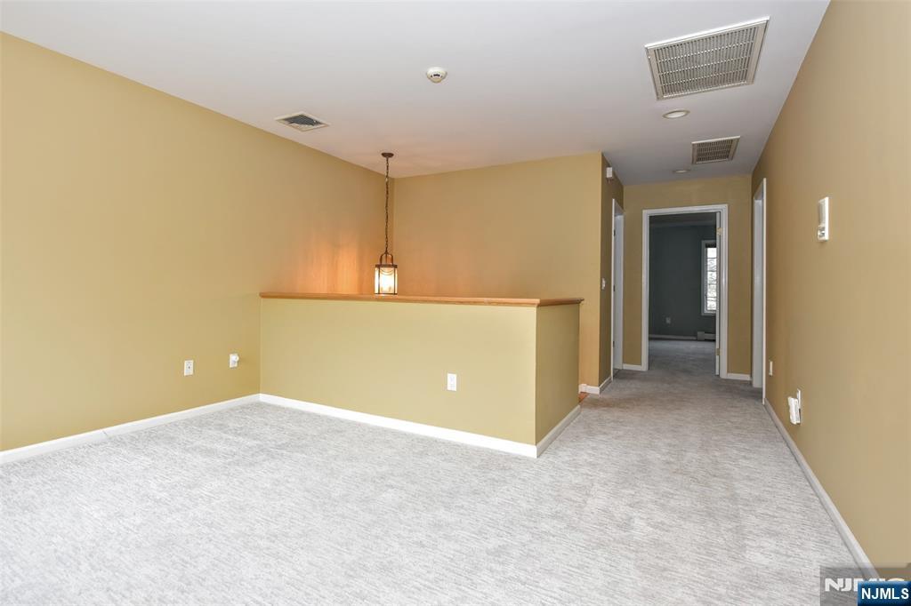 15 Sherbrooke, Saddle River, NJ 07458 Listing Photo  20