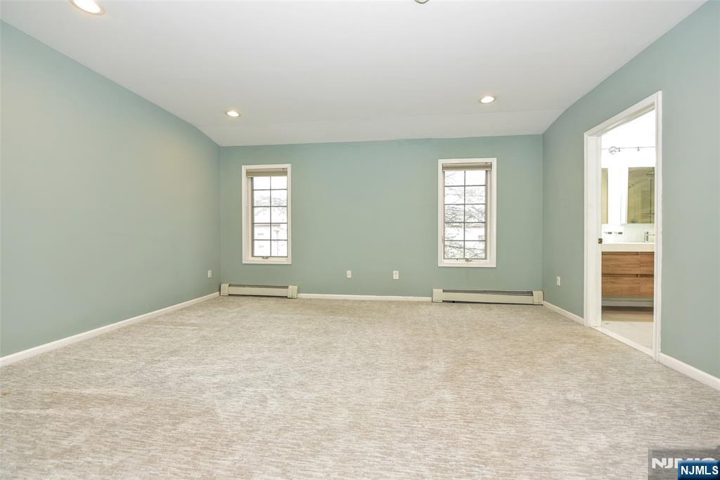 15 Sherbrooke, Saddle River, NJ 07458 Listing Photo  21