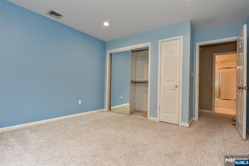 15 Sherbrooke, Saddle River, NJ 07458 Listing Photo  27