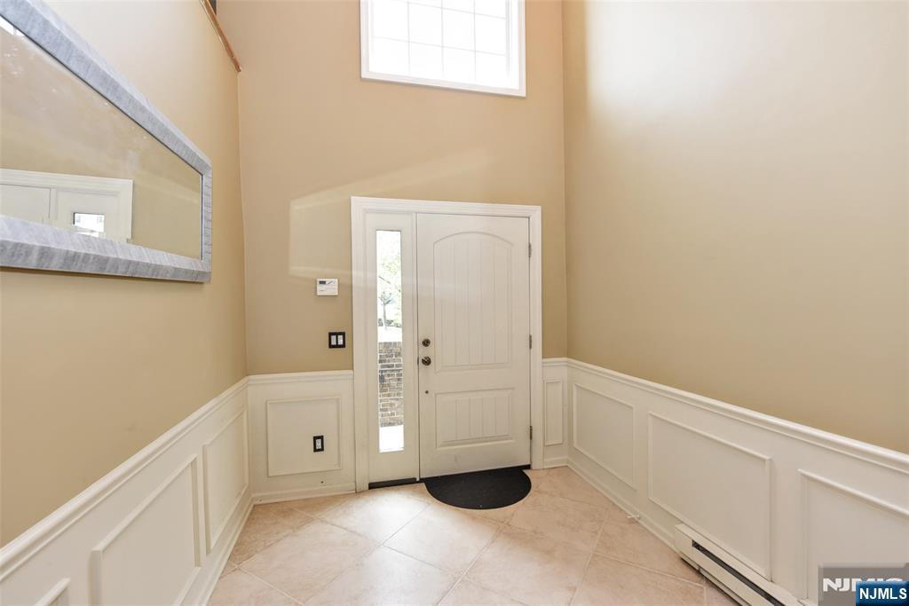 15 Sherbrooke, Saddle River, NJ 07458 Listing Photo  5