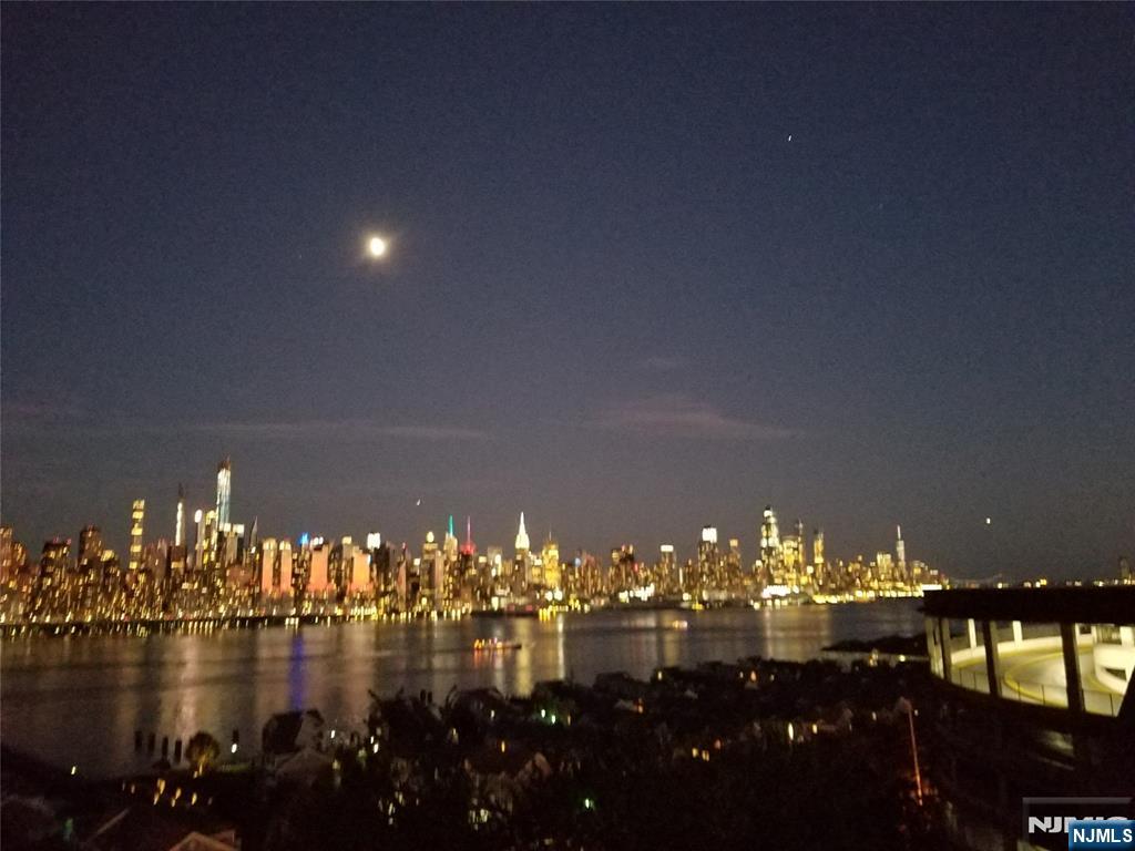 6600 Boulevard East UNIT 10N, West New York, NJ, 07093