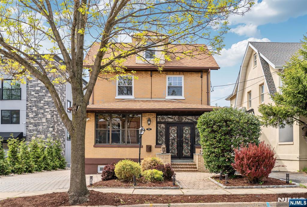 50 Spruce Avenue - Photo 1