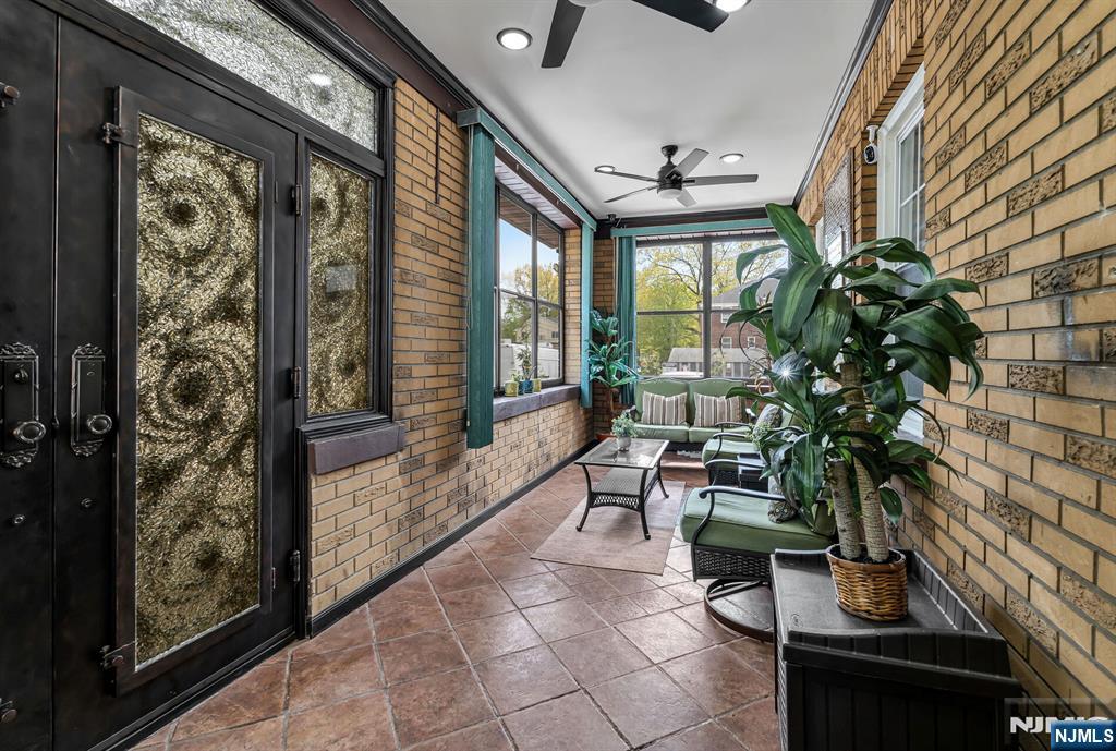 50 Spruce Avenue - Photo 2