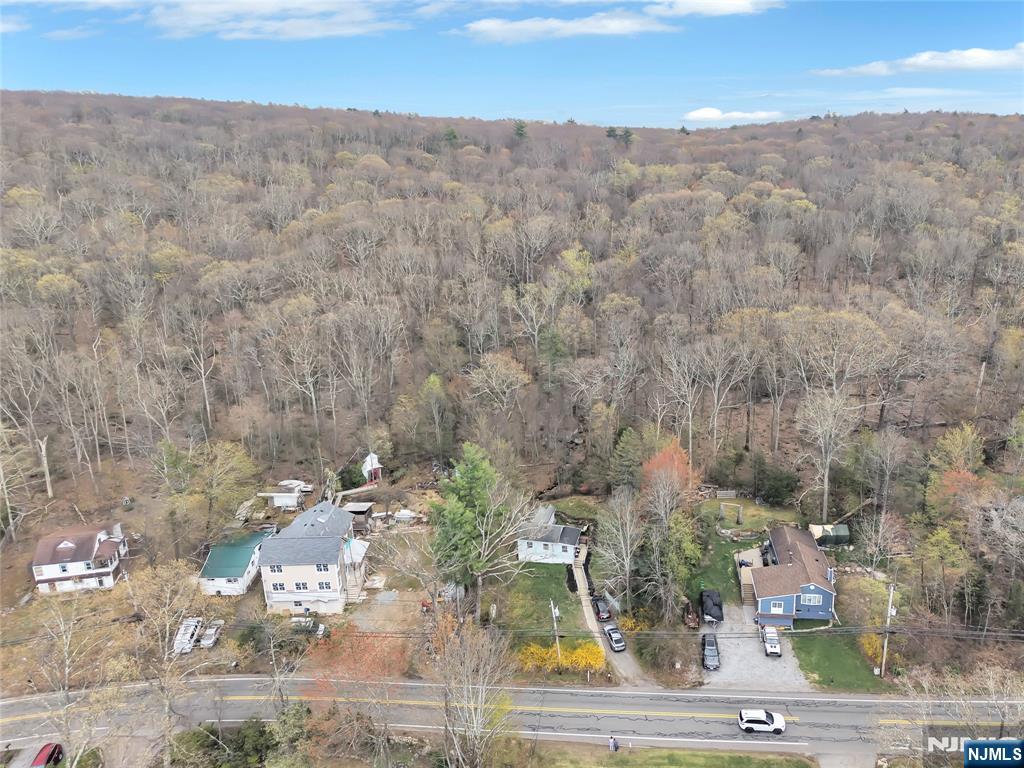 210 Lake Shore Drive, West Milford, NJ 07421 Listing Photo  27