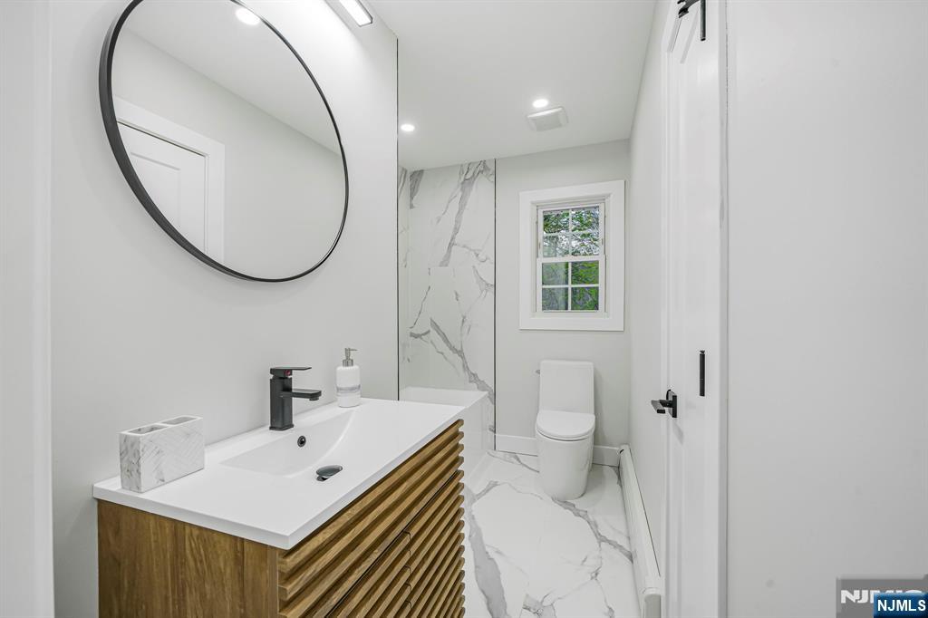 29 Ironia Road, Chester Township, NJ, 07836