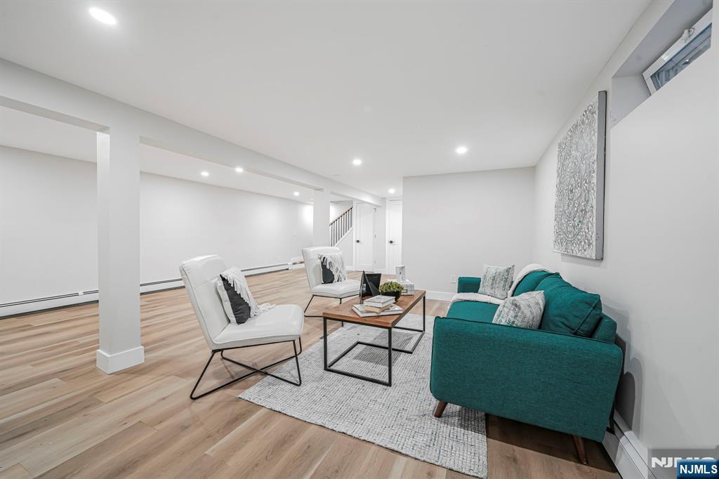 29 Ironia Road, Chester Township, NJ, 07836