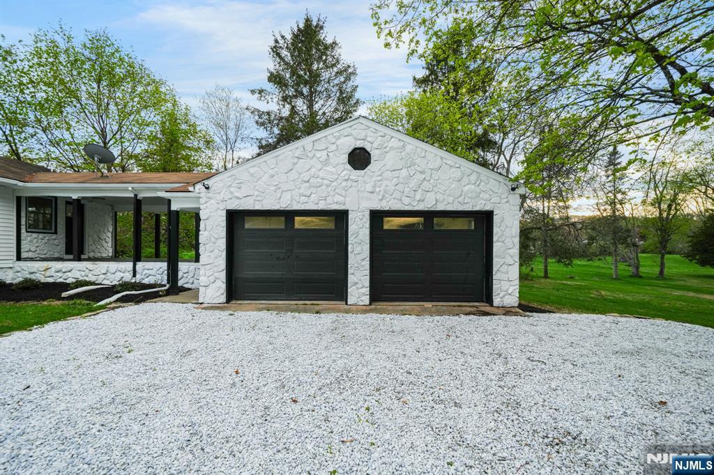 29 Ironia Road, Chester Township, NJ, 07836