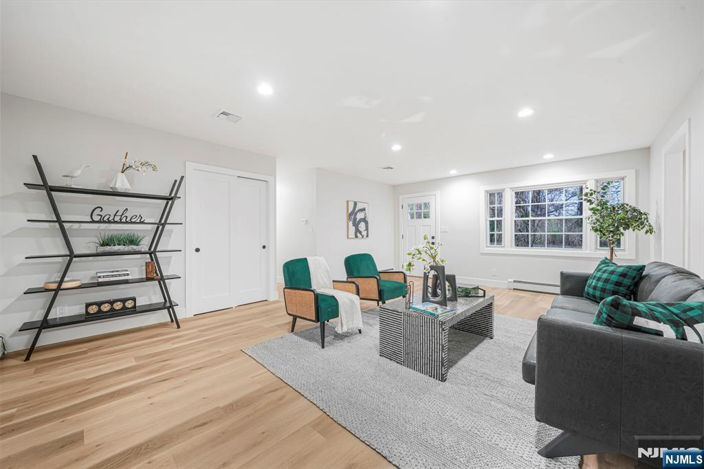 29 Ironia Road, Chester Township, NJ, 07836