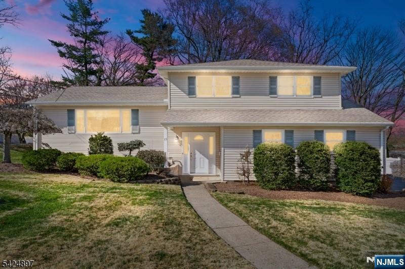 15 Stuckler Lane, Wayne, NJ, 07470