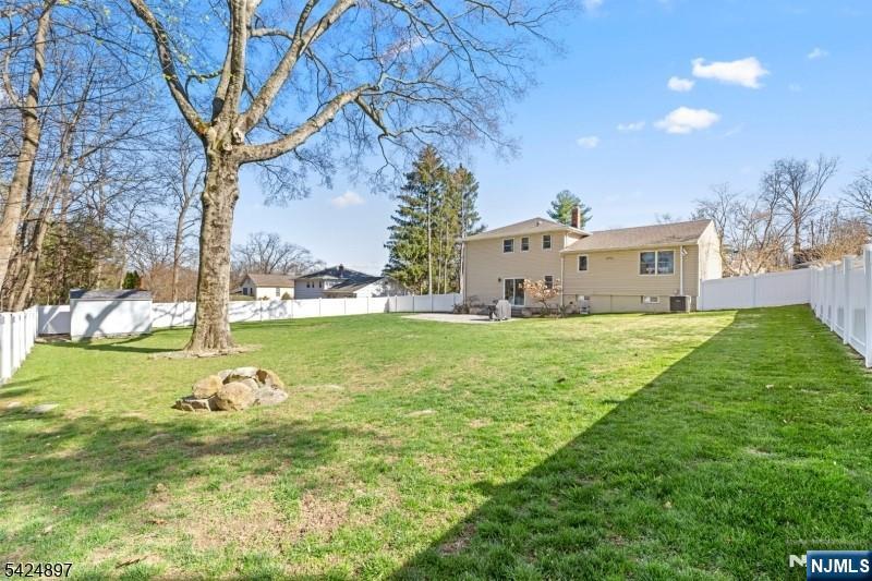 15 Stuckler Lane, Wayne, NJ, 07470