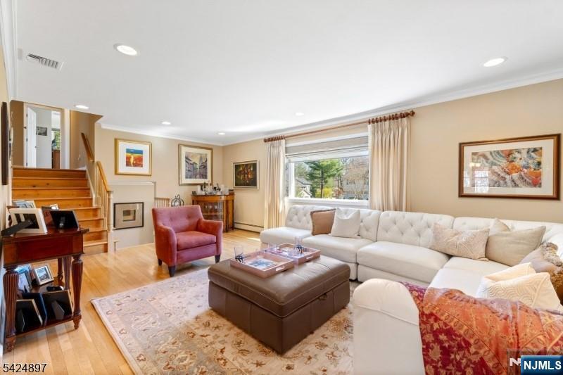 15 Stuckler Lane, Wayne, NJ, 07470