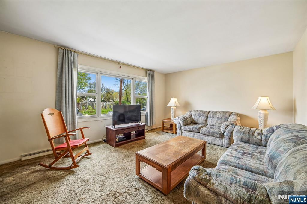 31 Division Street - Photo 5