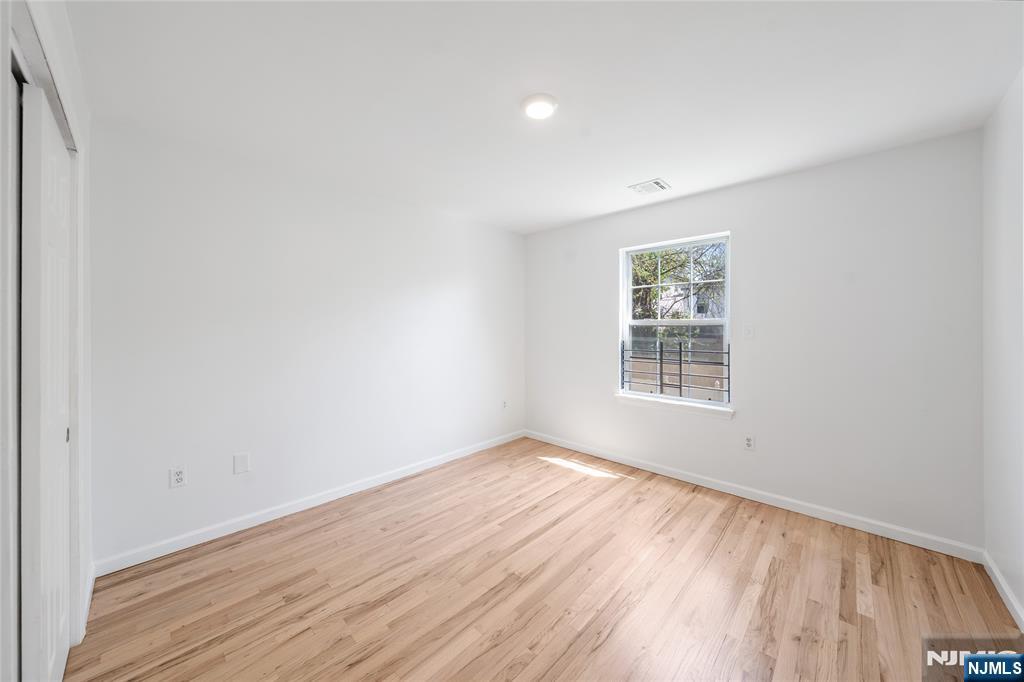 338 S 10th Street - Photo 4