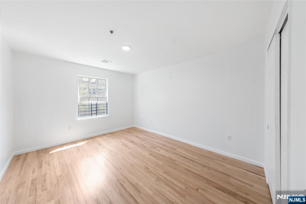 338 S 10th Street - Photo 5