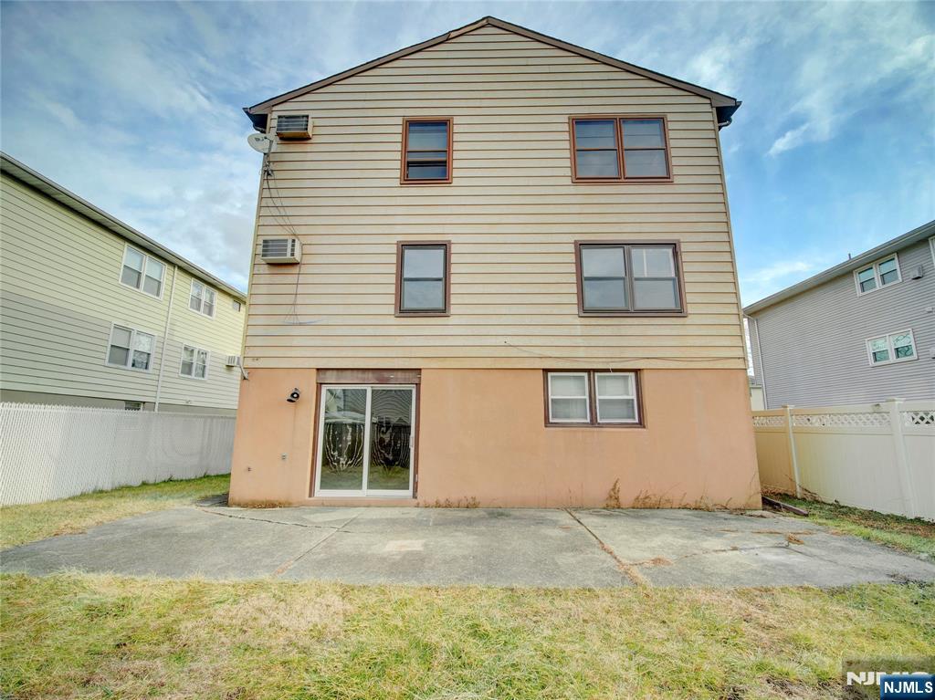 102 Gall Court - Photo 3