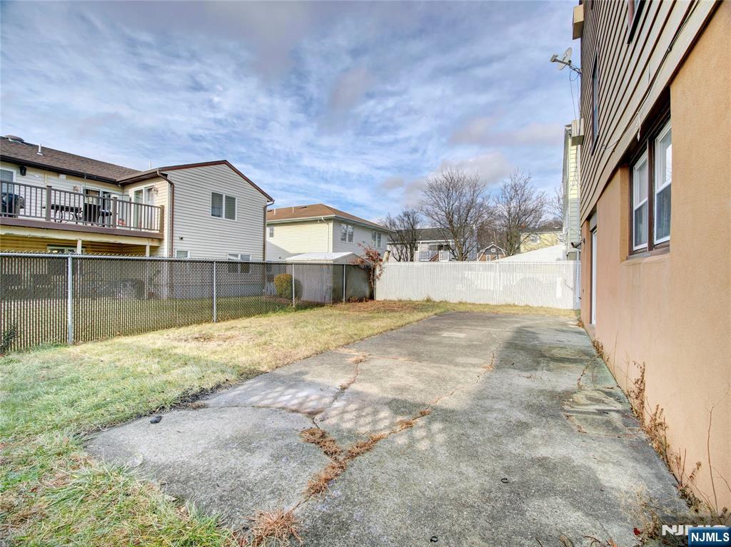 102 Gall Court - Photo 4