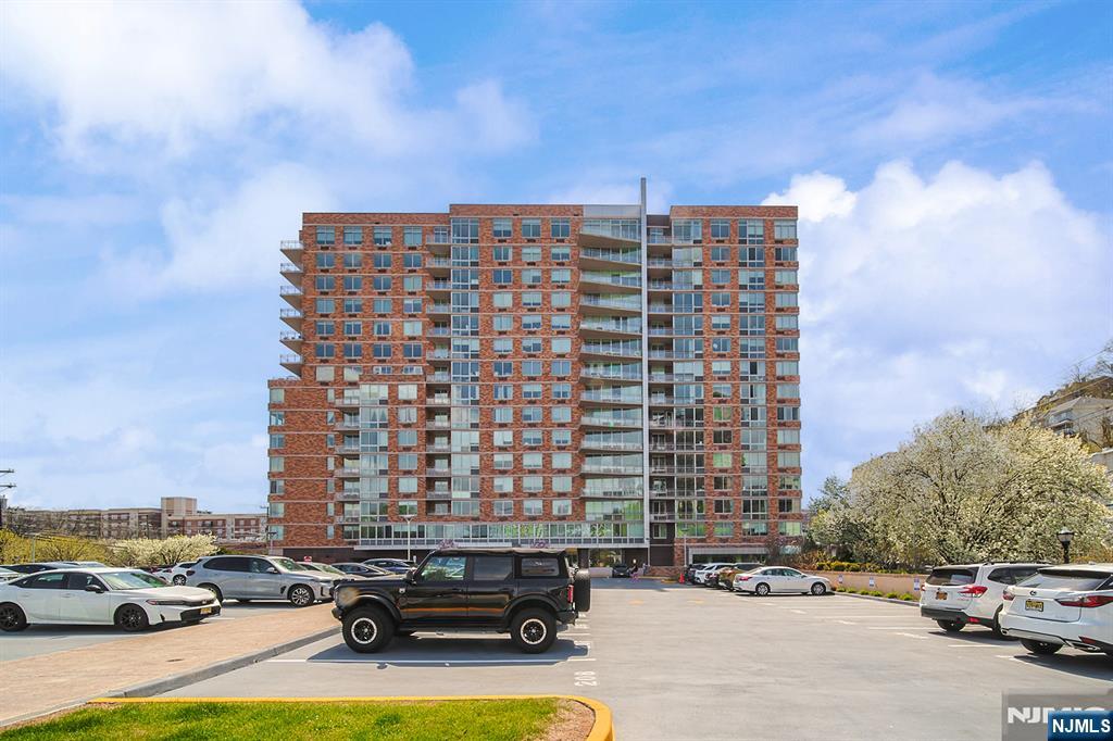 918 Hudson Park - Photo 1