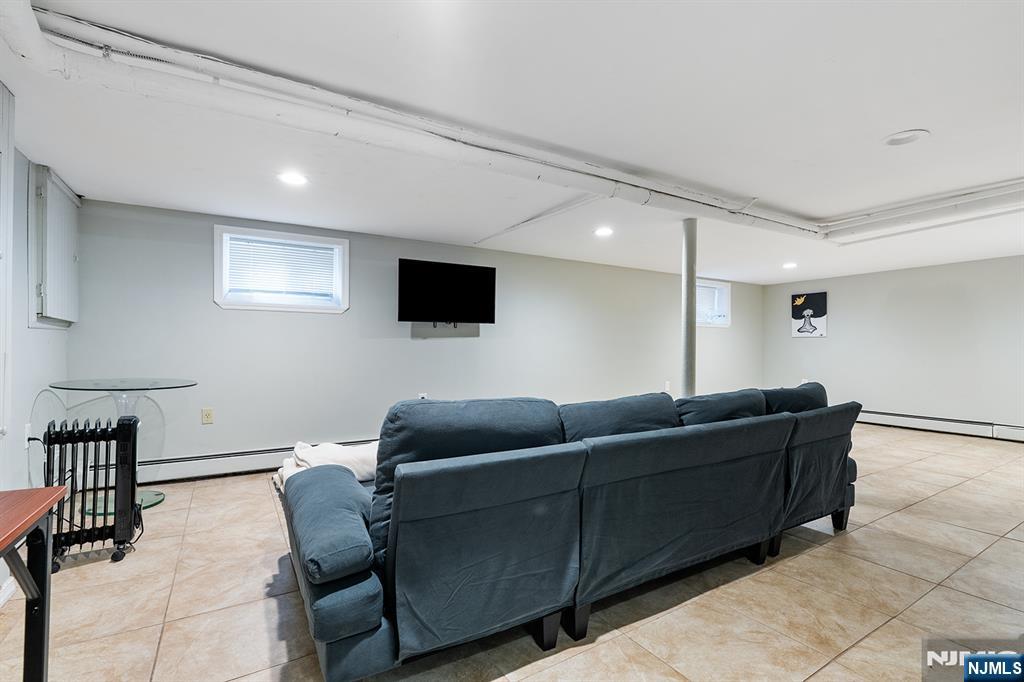 15 Victor Place - Photo 3