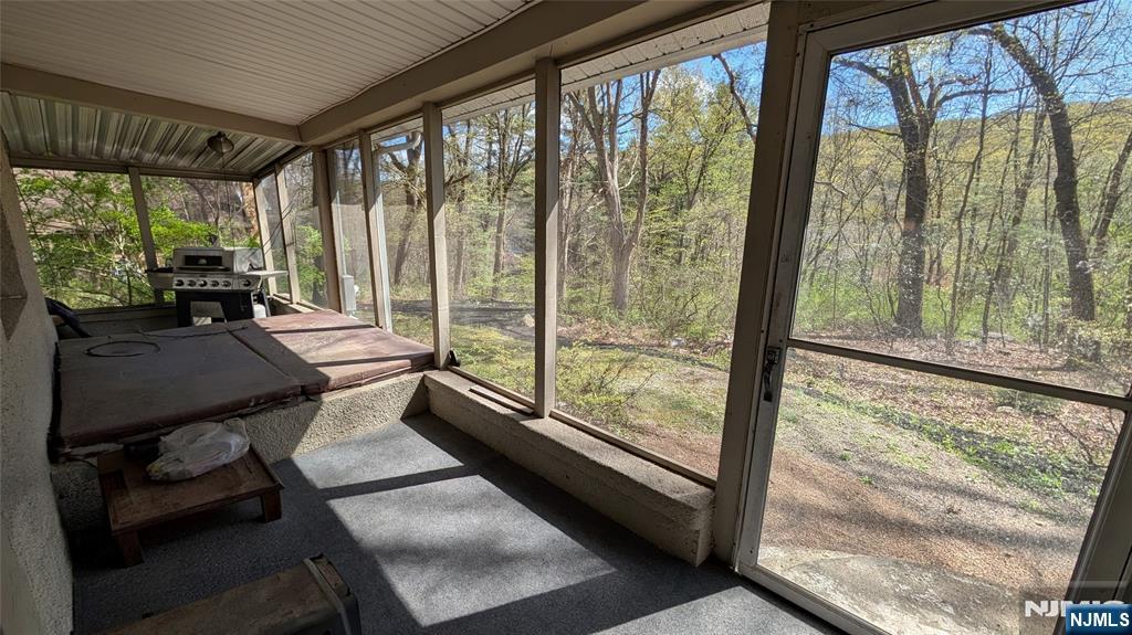 540 Hamburg Turnpike, West Milford, NJ 07480 Listing Photo  25