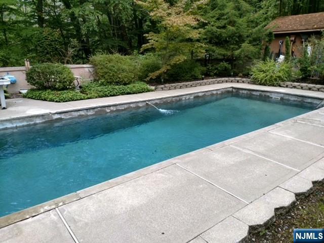 540 Hamburg Turnpike, West Milford, NJ 07480 Listing Photo  32