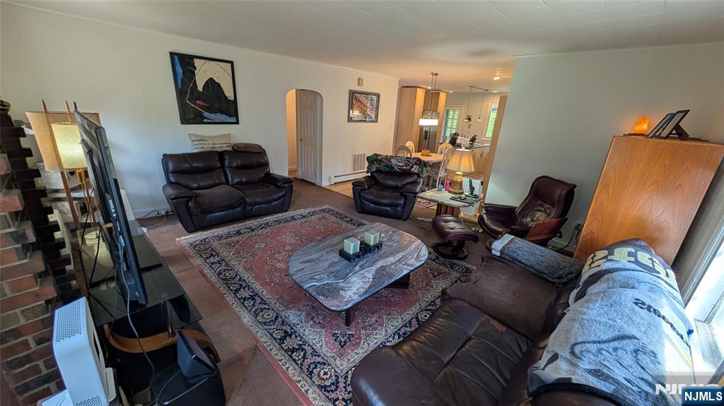 540 Hamburg Turnpike, West Milford, NJ 07480 Listing Photo  8