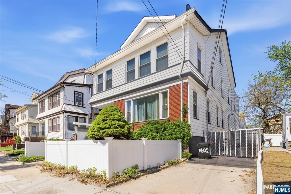 3rd image of 1602 Bayview Ave, Hillside, NJ 07205 | MLS# 26014566