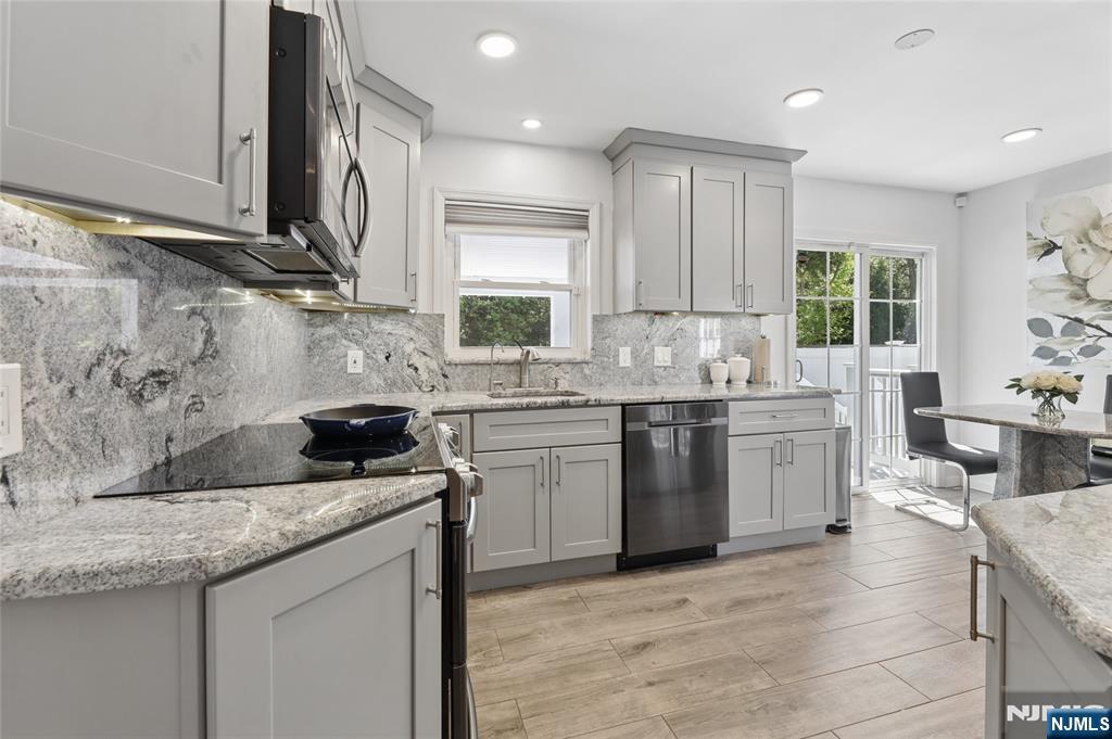 1005 Carnation Drive