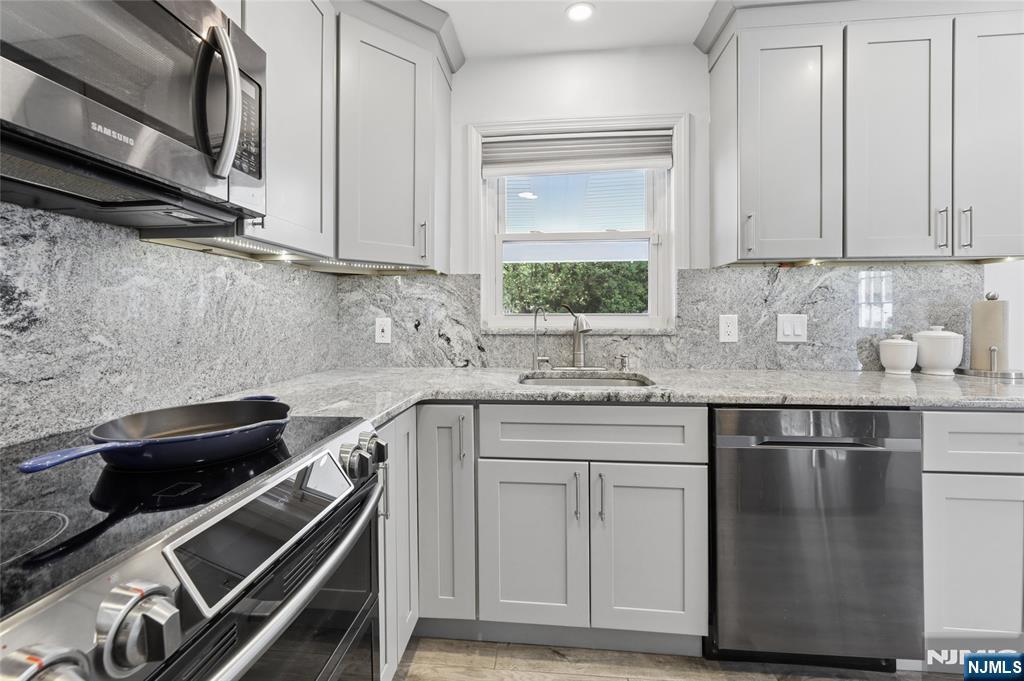 1005 Carnation Drive