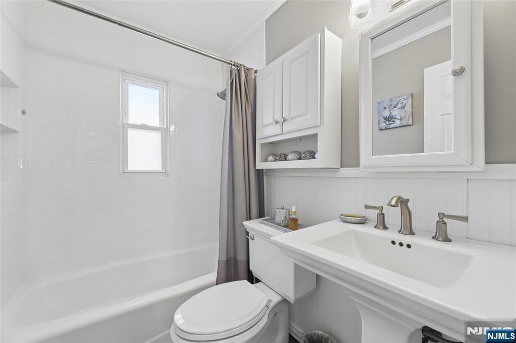 1005 Carnation Drive