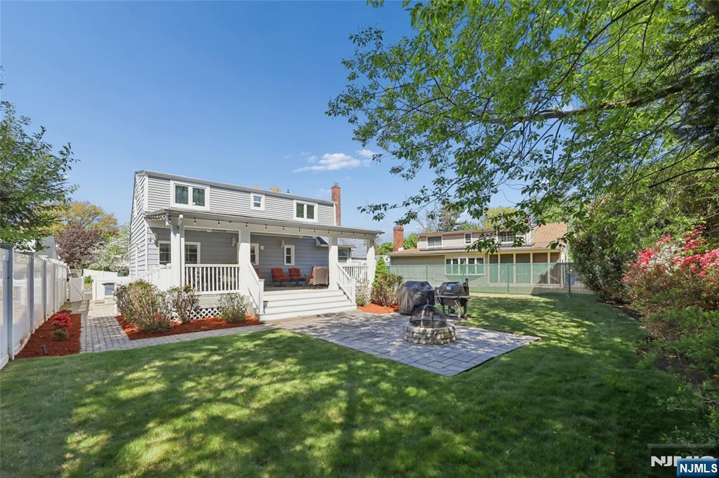 1005 Carnation Drive