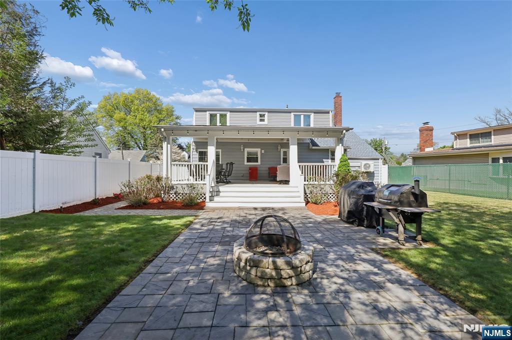 1005 Carnation Drive