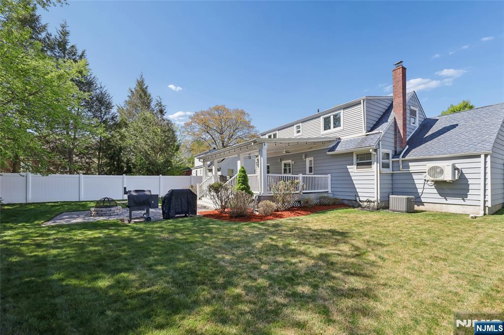 1005 Carnation Drive