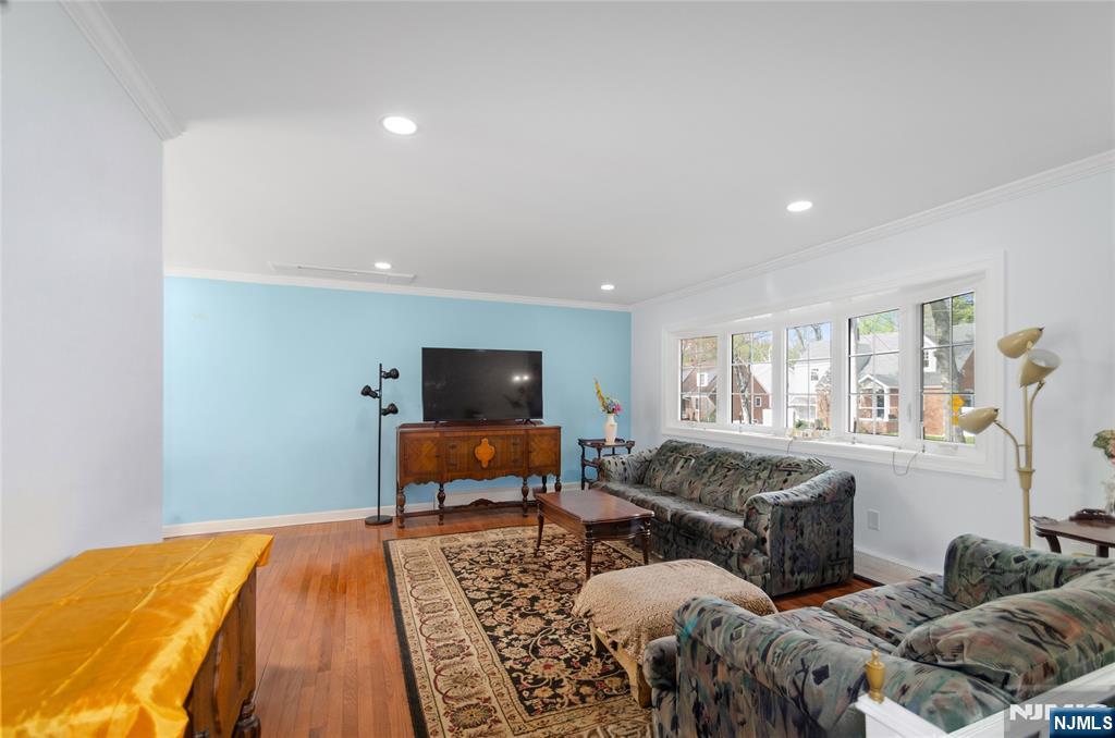 41 Cooper Avenue - Photo 5