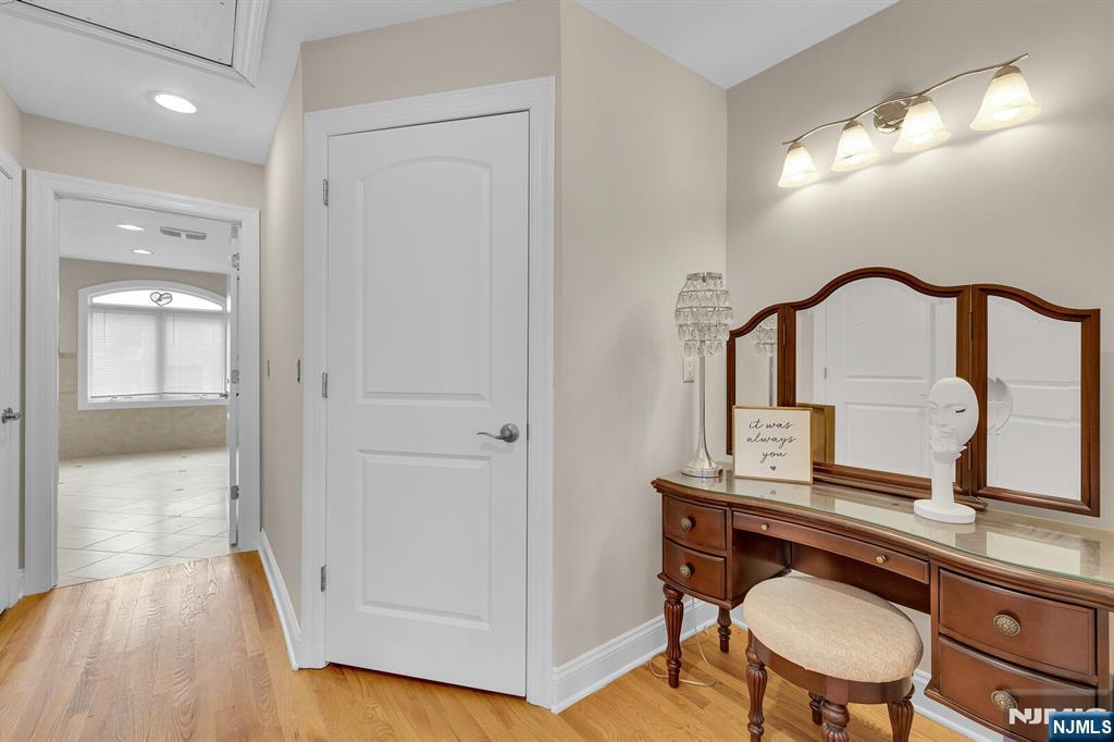245 Kingsland Avenue — photo 18