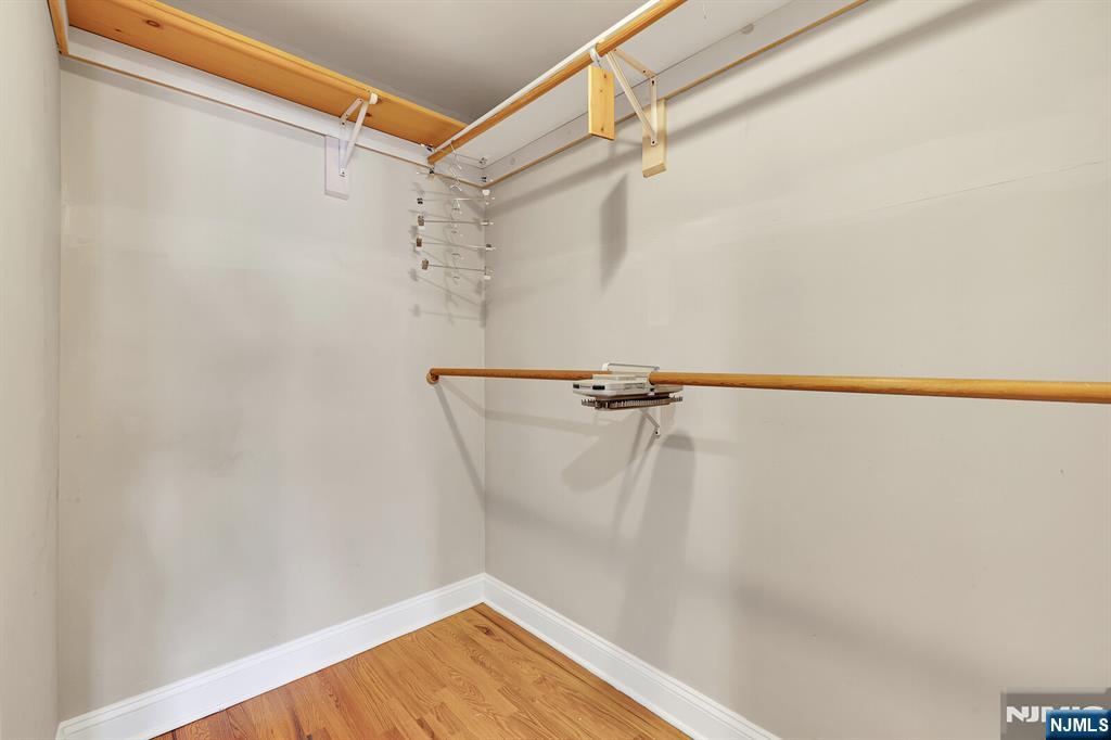 245 Kingsland Avenue — photo 19