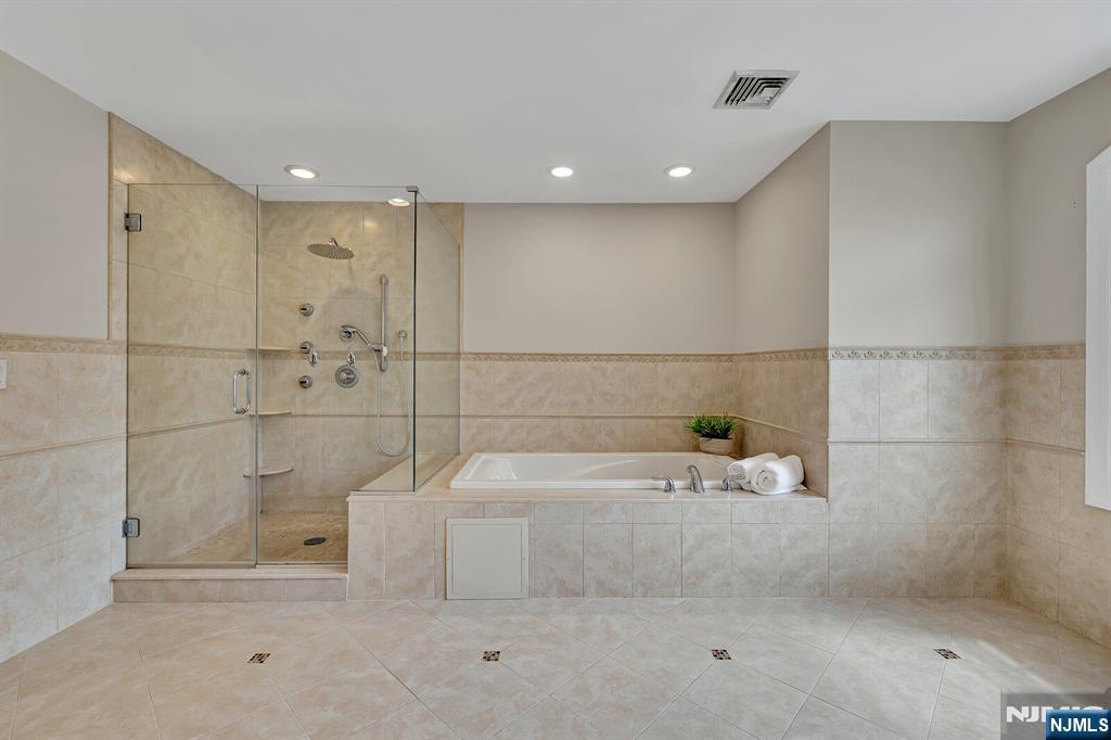 245 Kingsland Avenue — photo 22