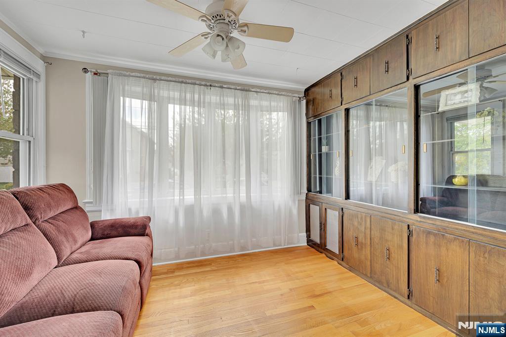 245 Kingsland Avenue — photo 26