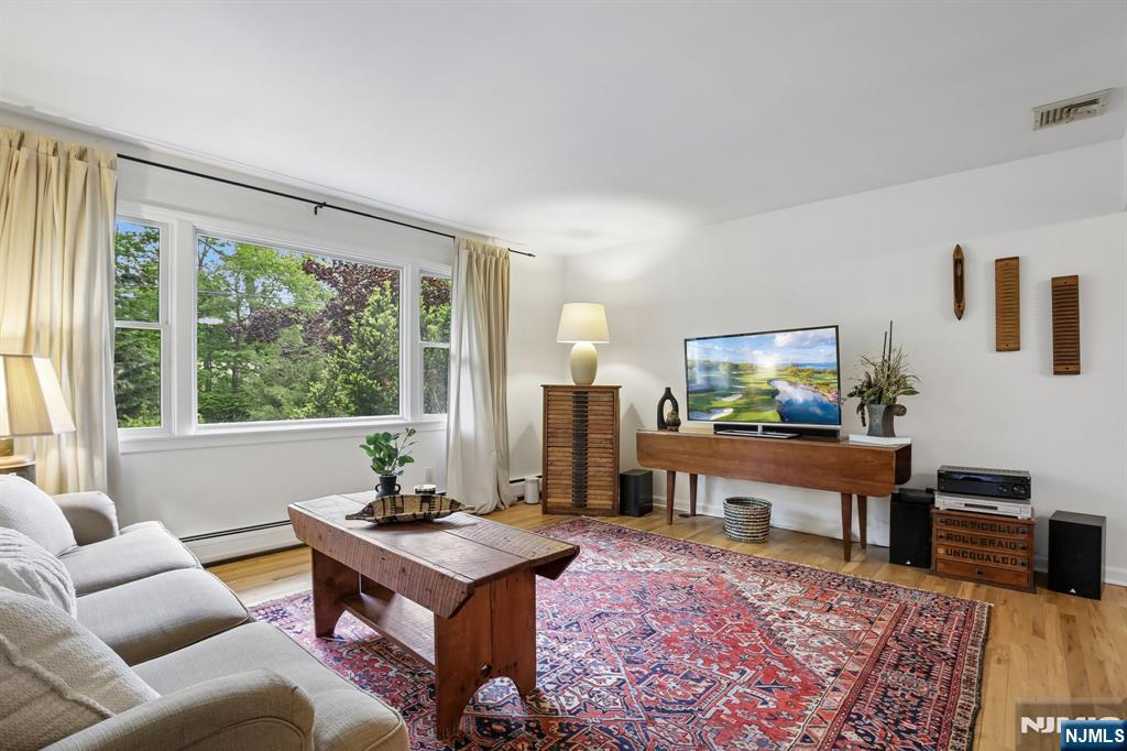 32 Addison Place - Photo 3