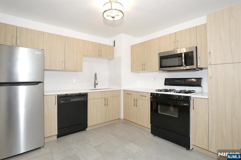109 Grand Avenue #2A