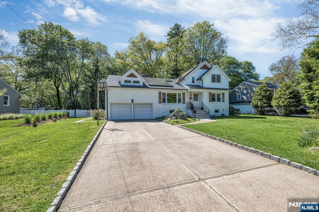433 Piermont Road, Cresskill, NJ 07626 Listing Photo  2